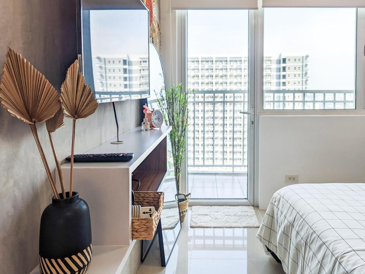 Studio Condo Manila By The Bay Roxas Blvd Near Us Embassy Bagian luar foto