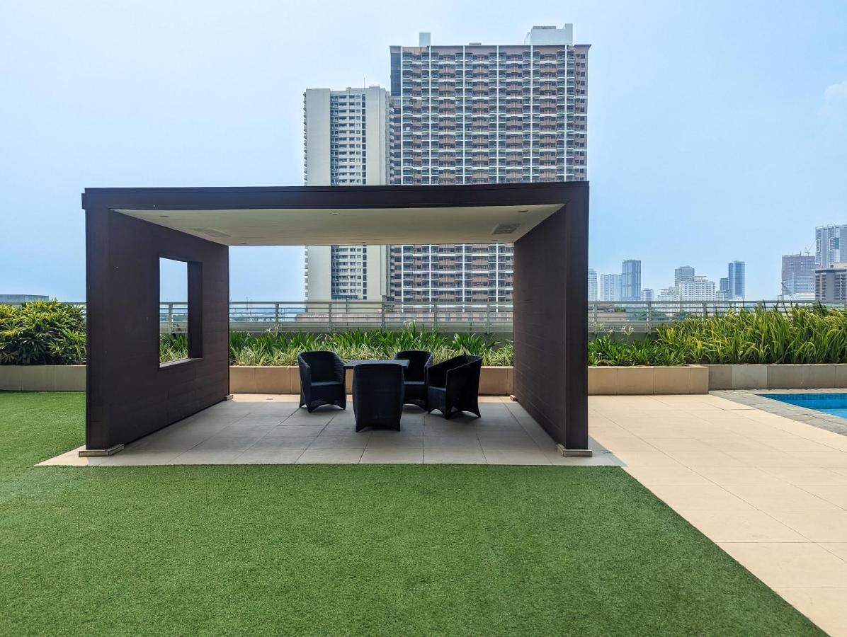 Studio Condo Manila By The Bay Roxas Blvd Near Us Embassy Bagian luar foto